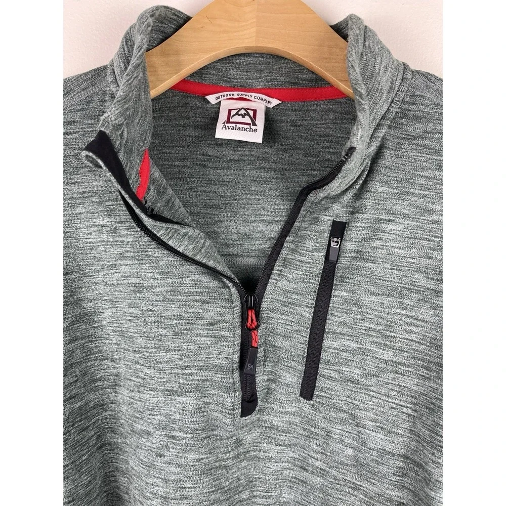 Avalanche Men's Gray 1/4 Zip Mock Neck Pullover Long Sleeve Size‎ L